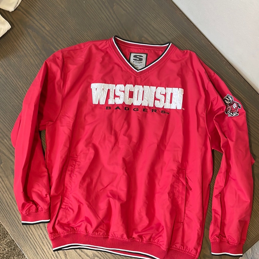Wisconsin Pullover windbreaker Mens large